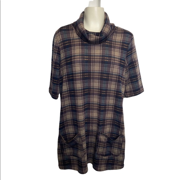 cleo Sweaters - Plaid short sleeve sweater dress